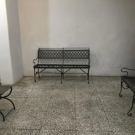 Pilastri 35 פירנצה
